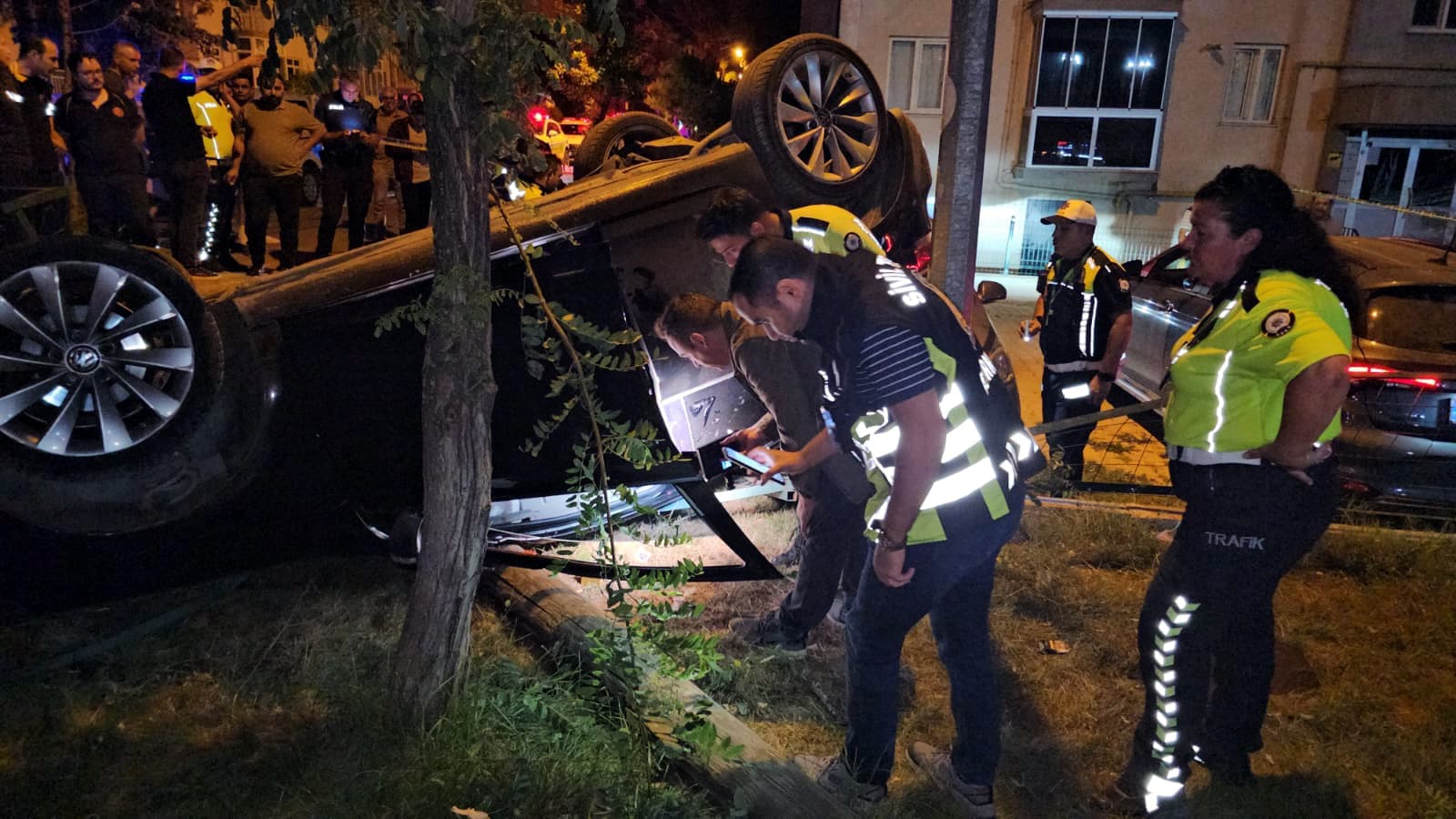 Edirne'de feci kaza: Kopan parmak dakikalarca arandı
