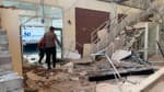 Endonezya'da 7.7 büyüklüğünde yıkıcı deprem: Tsunami uyarısı yapıldı, 5 kişi can verdi