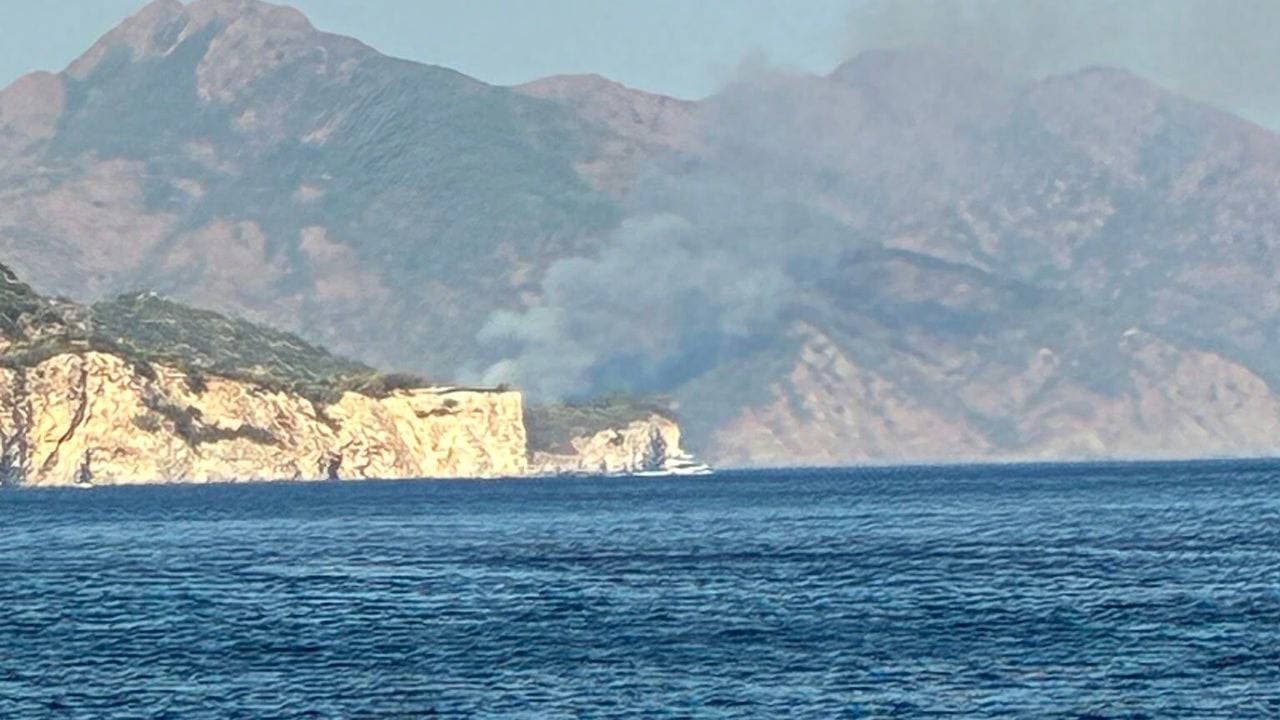 Marmaris'te orman yangını: Havadan ve karadan müdahale başlatıldı