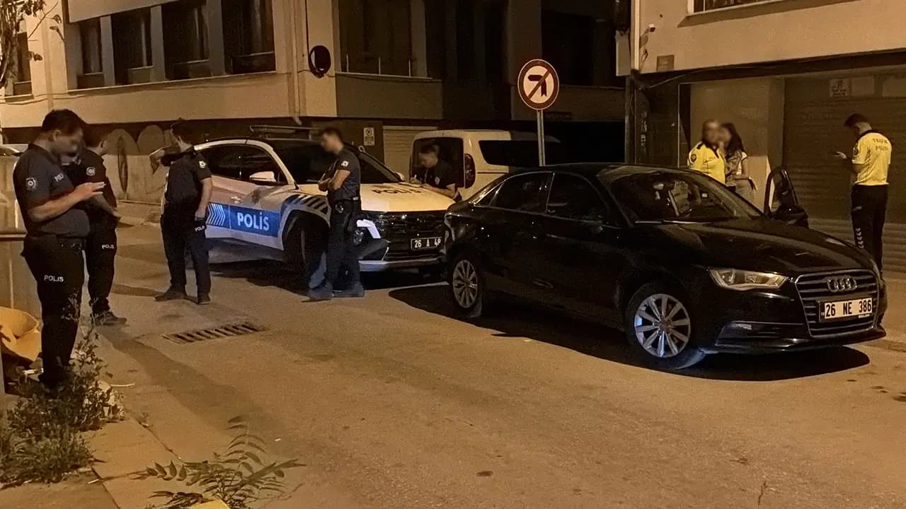 Polisten kaçarken arkadaşlarını araçta unuttu: 210 bin lira cezayı yedi