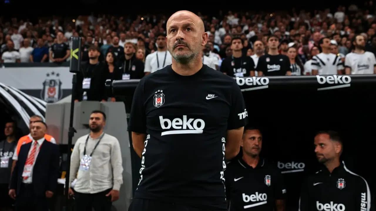 Beşiktaş Teknik Direktörü Italiano'dan Vlahovic açıklaması: Kadroya gireceği maç belli oldu