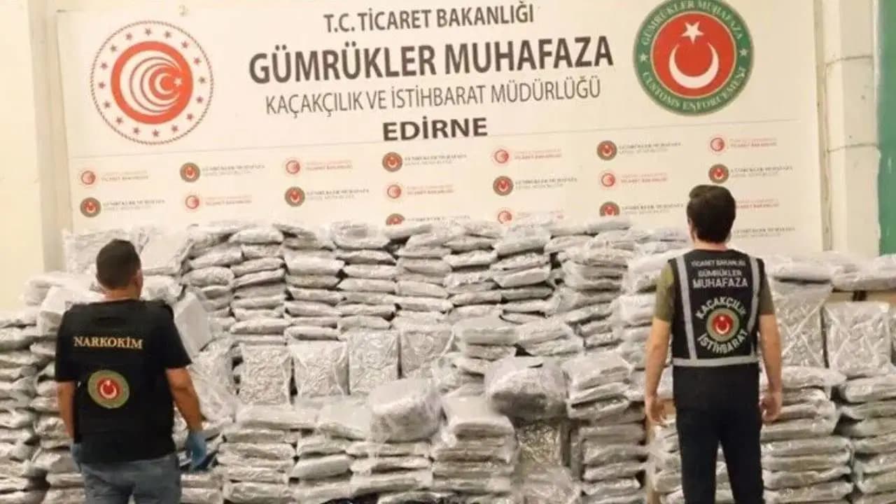 Kapıkule'de tarihi operasyon: Tam 810 kilogram uyuşturucu ele geçirildi