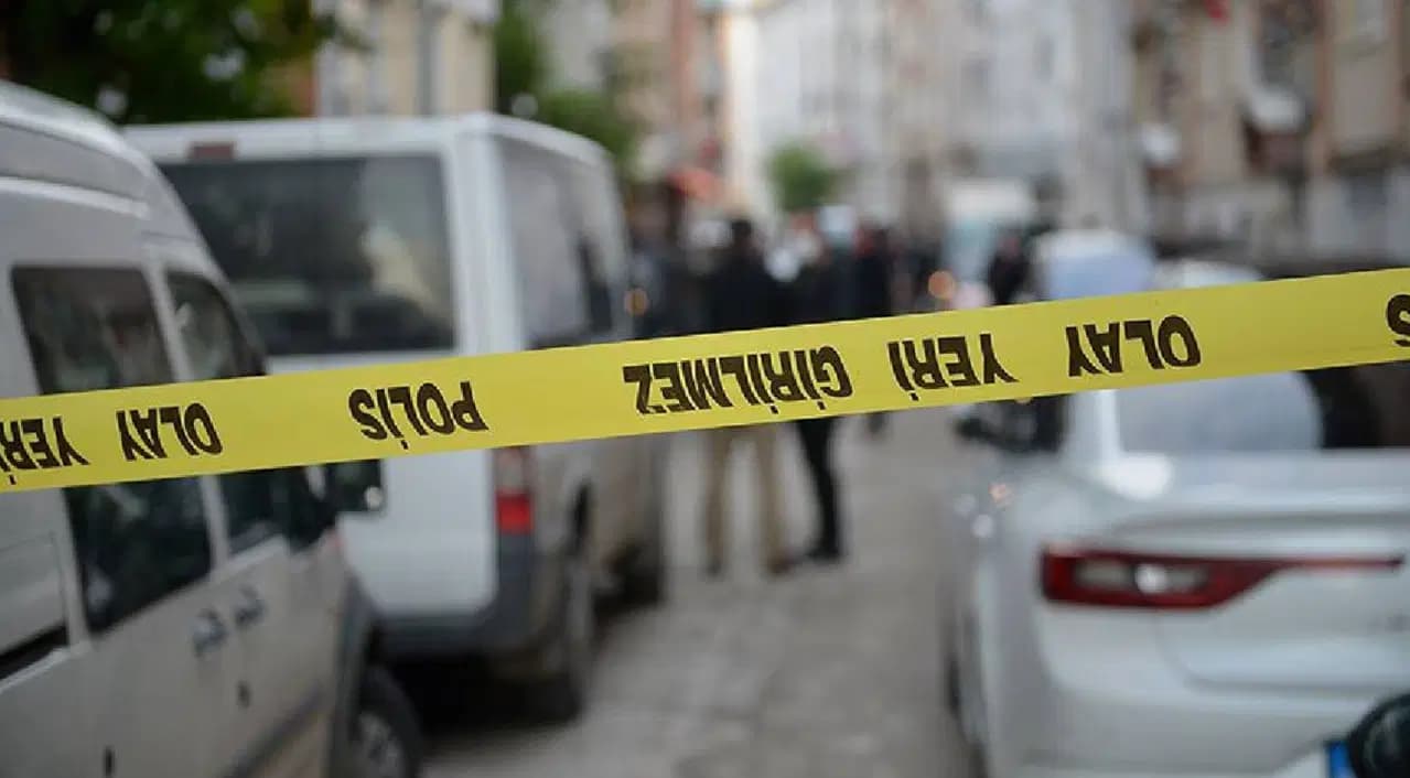 Bağcılar'da 59 yaşındaki kişi kamyonette ölü bulundu