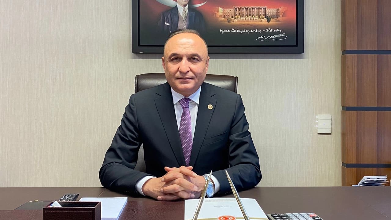 Yeni Parti Gaziantep Milletvekili Melih Meriç sokak ortasında bıçaklı saldırıya uğradı