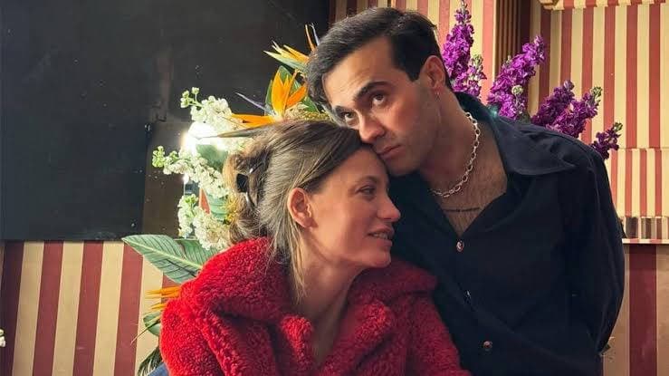 Serenay Sarıkaya'dan evlilik sorusuna gülümsemeli yanıt: Mert Demir ile düğün iddiaları yeniden gündemde