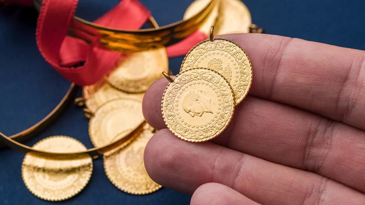 Altın fiyatlarında kritik eşik: 4 bin 300 dolar desteği takip ediliyor