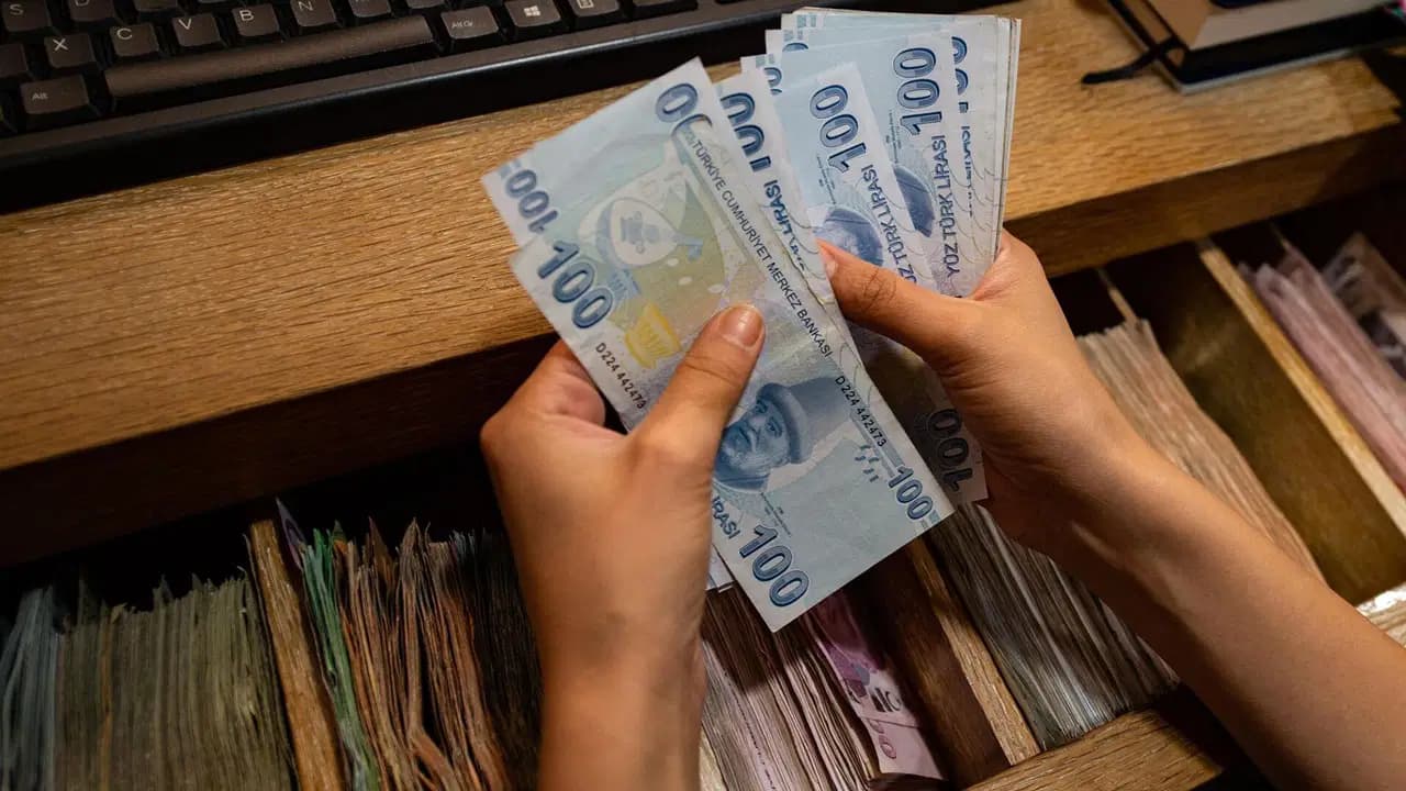 SSK, Bağ-Kur ve memur maaşlarına ocakta ne kadar zam gelecek? SGK uzmanından yeni artış hesabı...