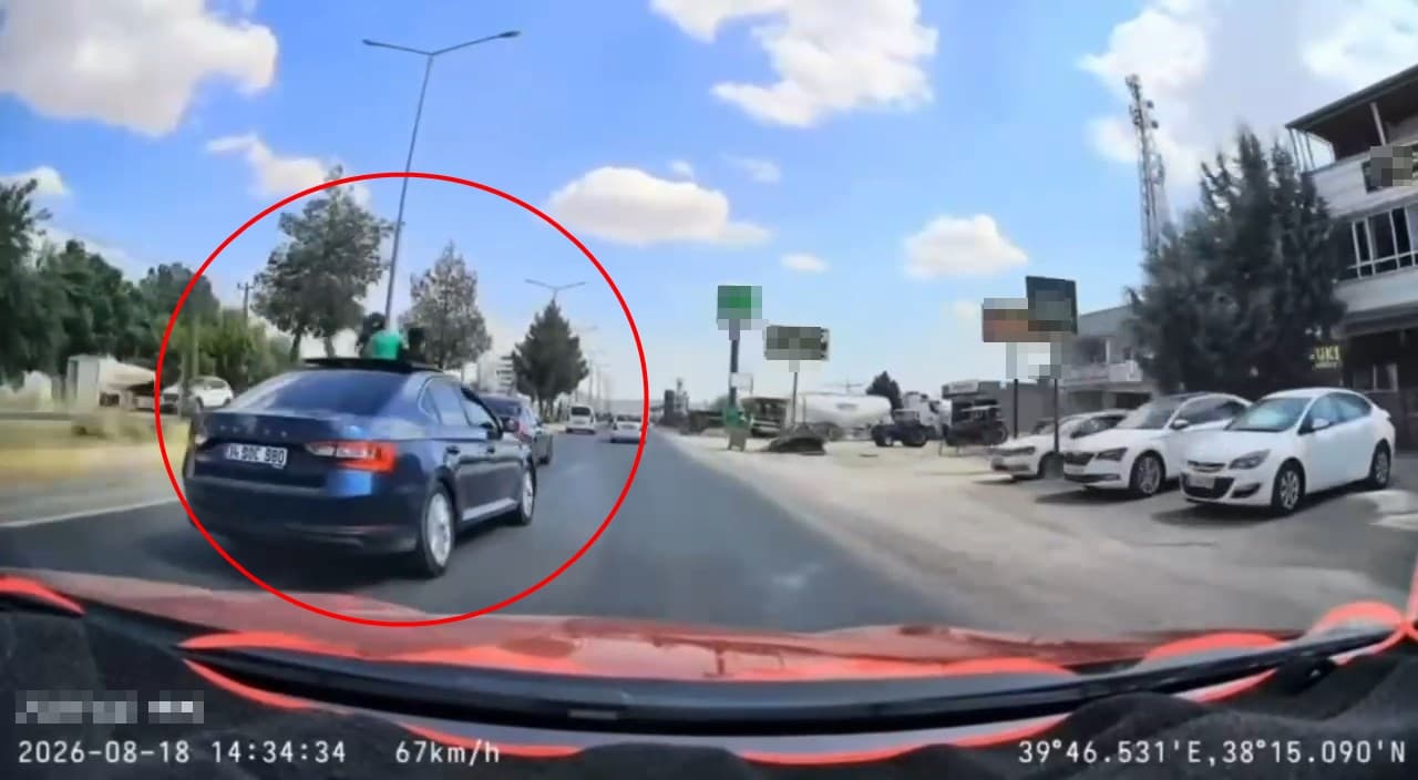 Diyarbakır'da trafikte dehşet: Makas atan sürücü çocukları tavana çıkardı