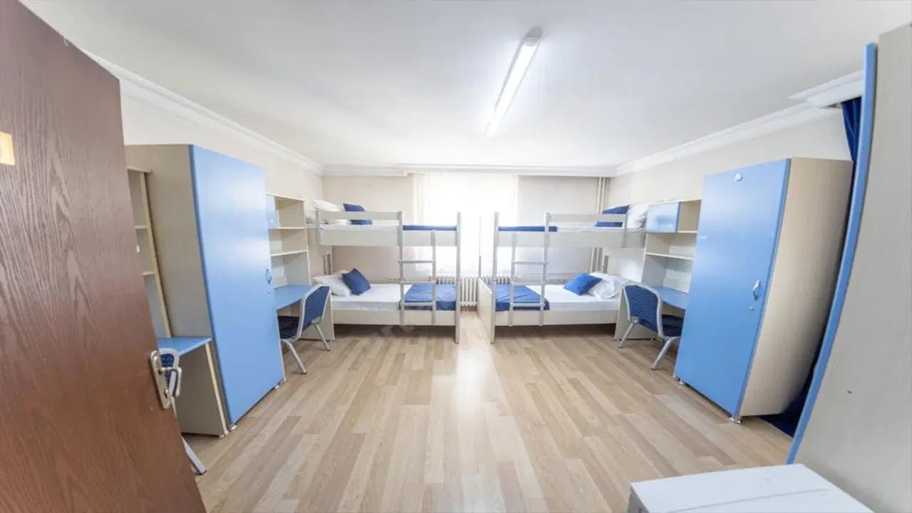 İstanbul'da özel yurt fiyatları cep yakıyor: Aylık 76 bin TL'yi buluyor
