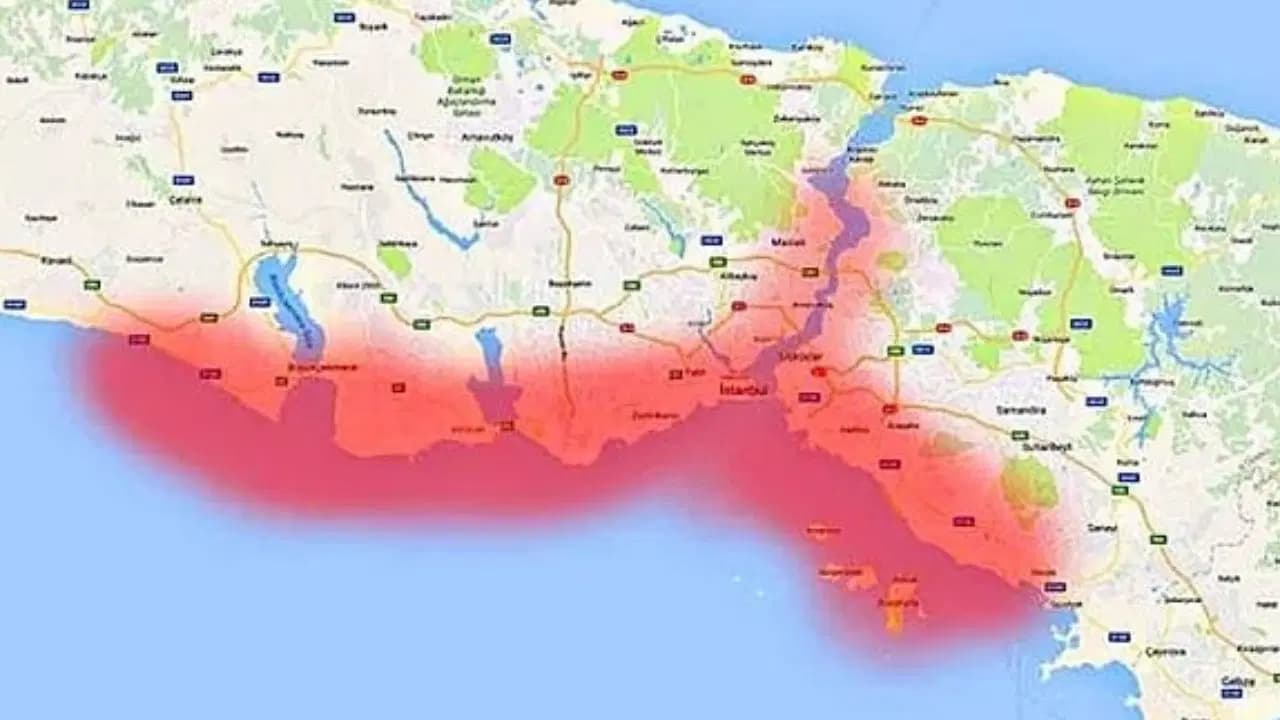 Marmara'da art arda yaşanan depremler sonrası İstanbul'un fay hattı haritası ve riskli ilçeler